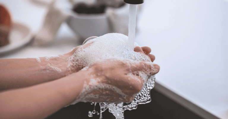 BSP: Soap Destroys Paper Bills, Wash Your Hands Instead