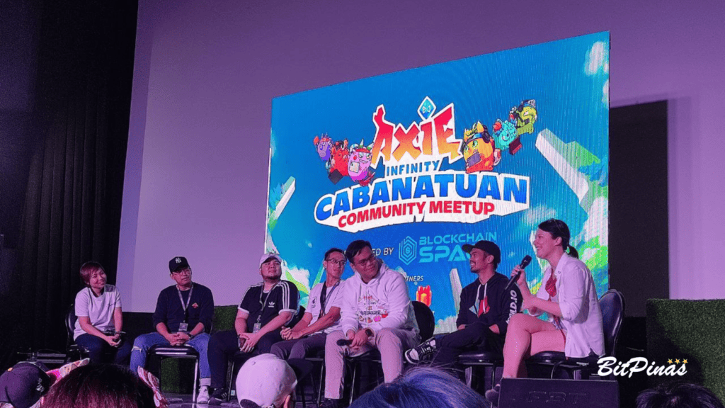Leah Callon-Butler (rightmost) moderating a discussion that include Kookoo Crypto (2nd from left) as panelist at Axie Cabanatuan event.