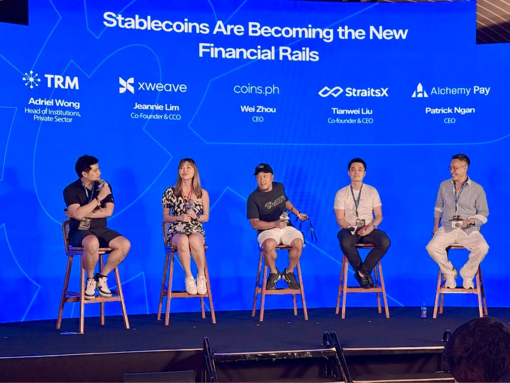 Photo for the Article - [Coinfest Asia] ‘We Let Them Get to 5 Bips’: How Coins.ph is Undercutting Wise and Legacy Remittance Giants